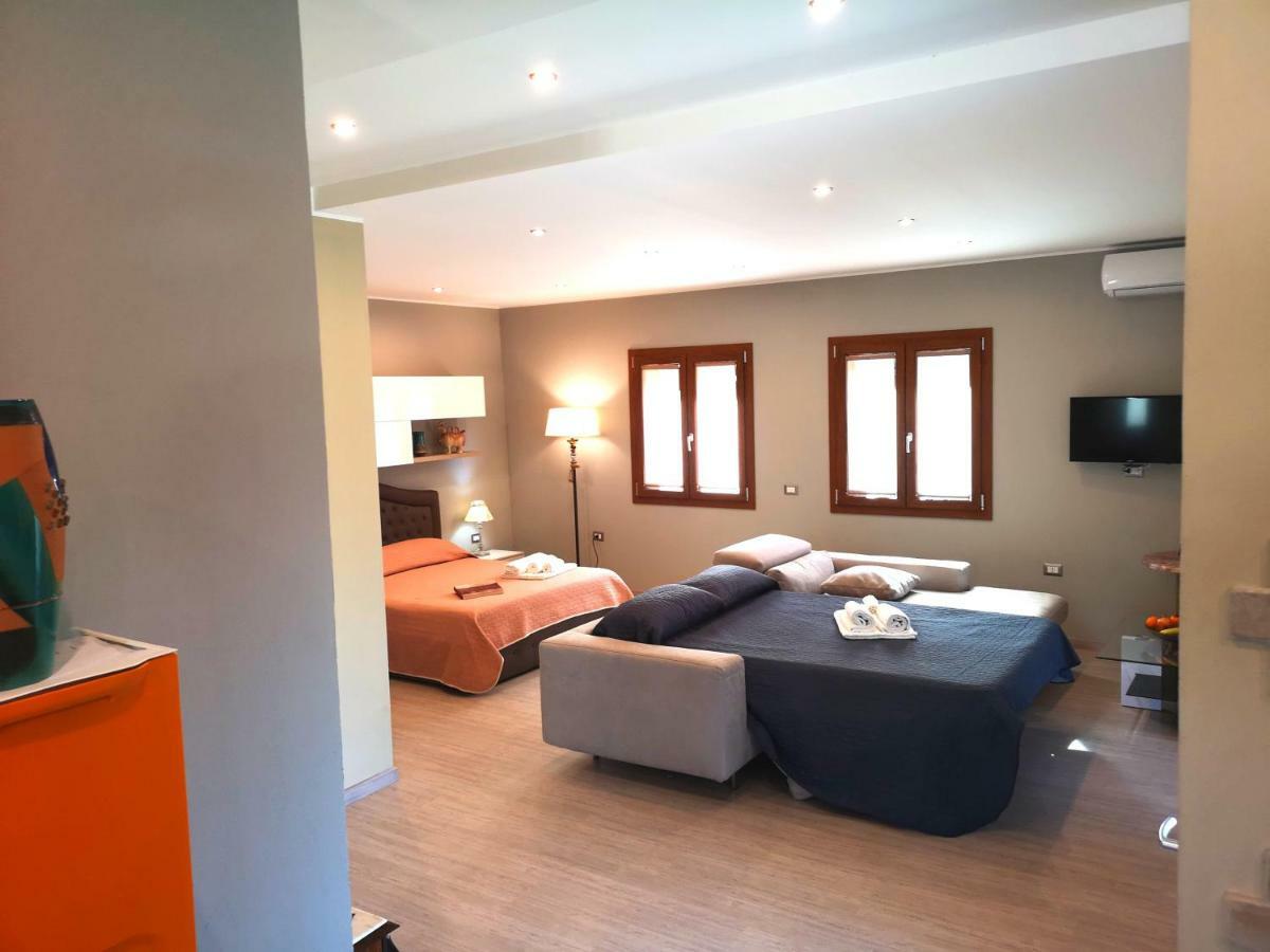 Luxury Home Bosa Marina ,Oristano Exterior photo